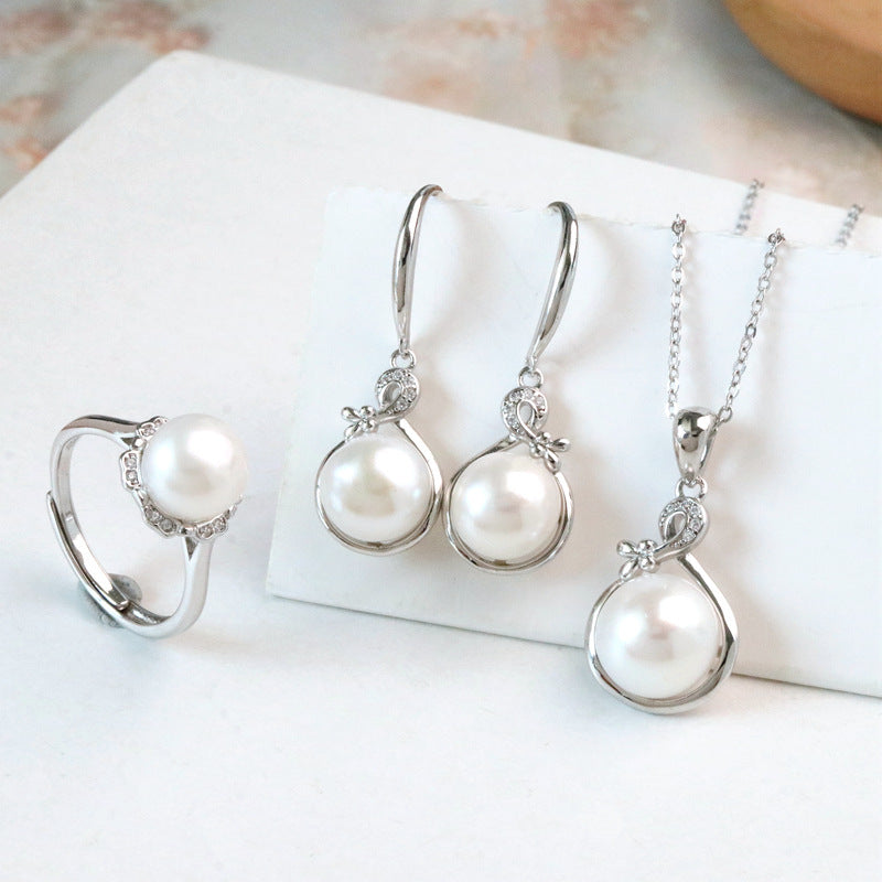 Silver Elegant Graceful Pearl Jewelry Three-piece Set