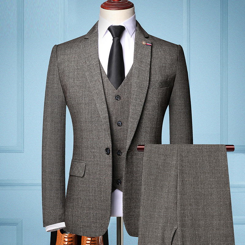 Three-piece Slim-Fit suits