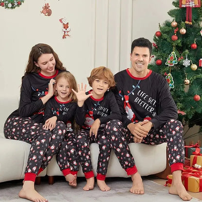 2025 Christmas Family Matching Pajamas Santa Print Pjs Adult Child Matching Outfit Set Baby Jumpsuit+Dog Clothes